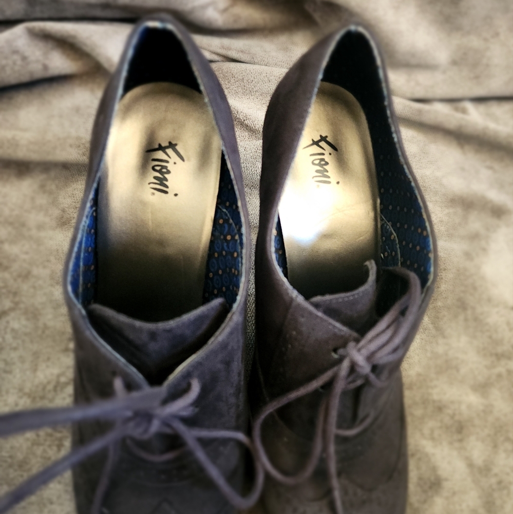 Fiona brand Suede type shoes, size 10